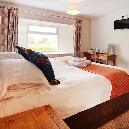 The Twice Brewed Inn Bardon Mill ภายนอก รูปภาพ
